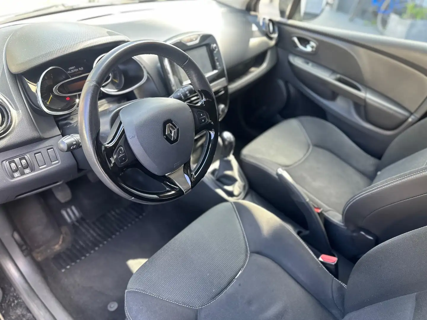 Renault Clio 1.2 16V | NAVI | AIRCO | CRUISE | APK | Noir - 2