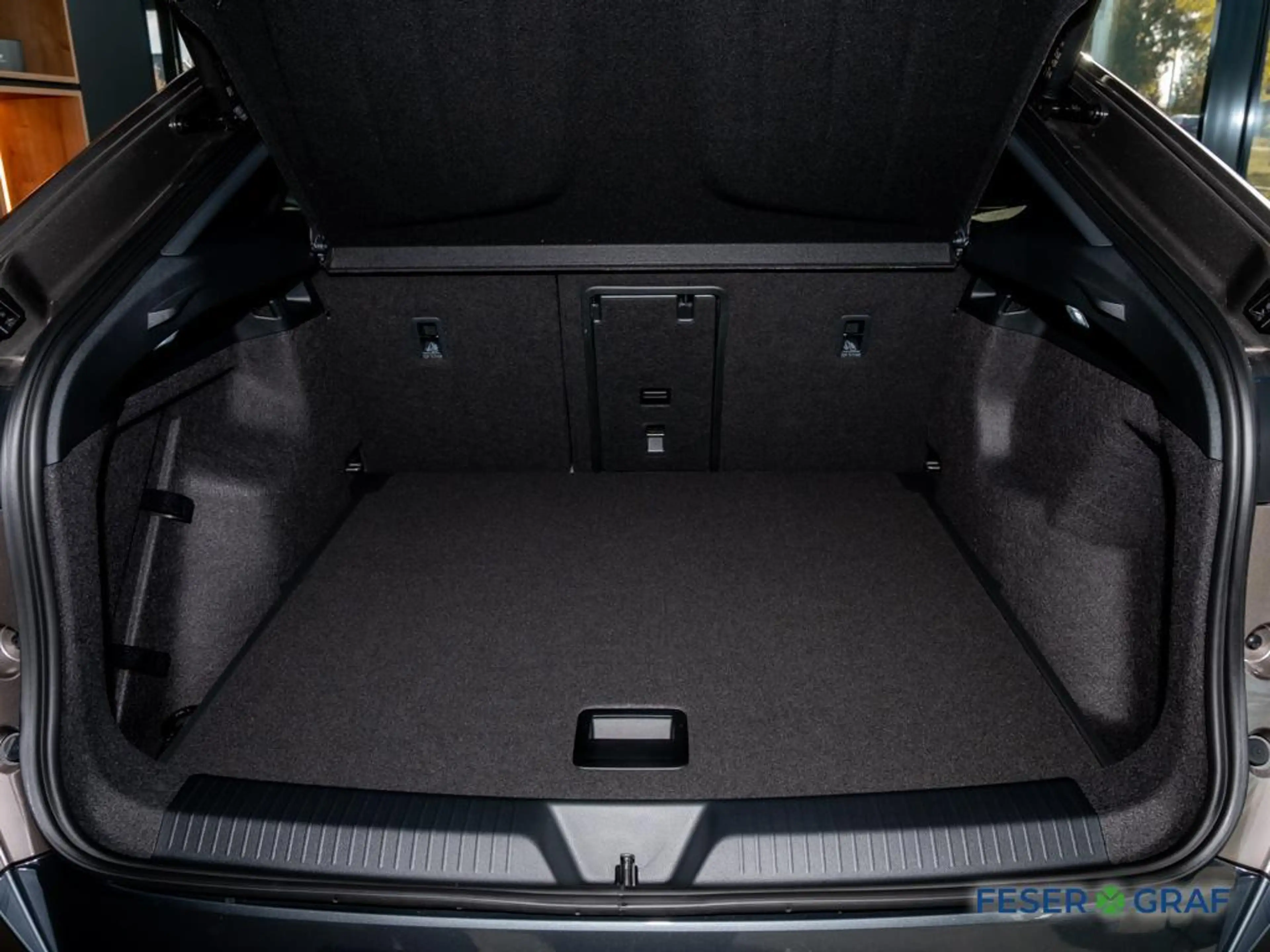 CUPRA Tavascan Endurance 77 kWh ALLWETTER/NAVI/RFK/SHZ — photo 12