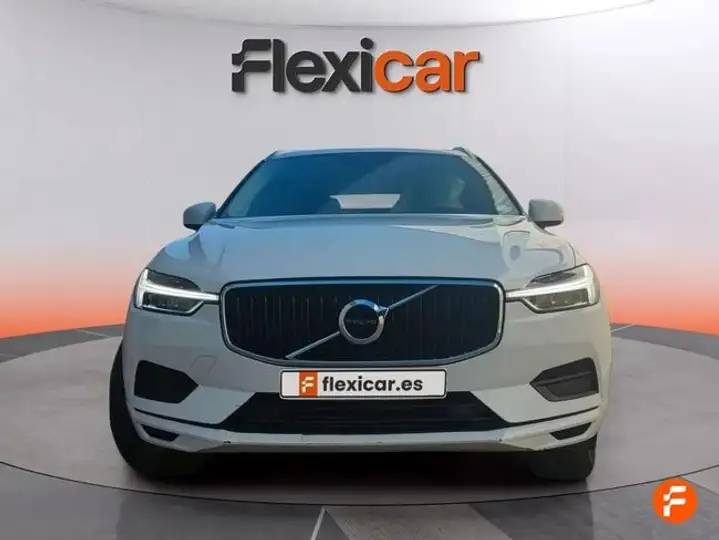 Volvo XC60 2019, foto 3