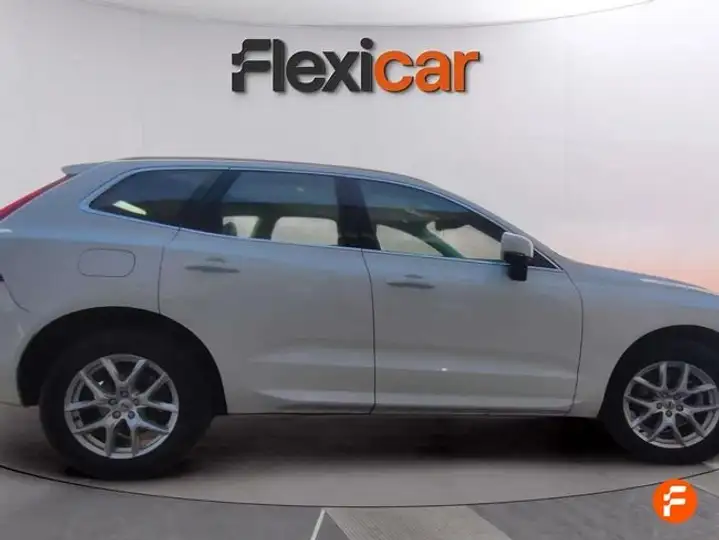 Volvo XC60 2019, foto 4