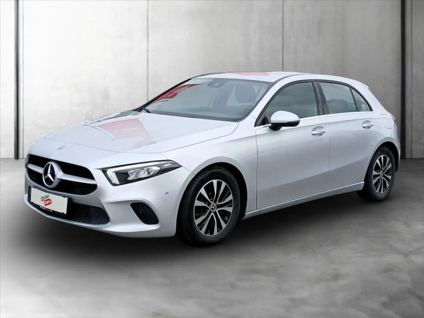 Mercedes-Benz A 180 d Style ASSIST+LED+LEDER+NAVI+RFK+Virtual Silber - 2