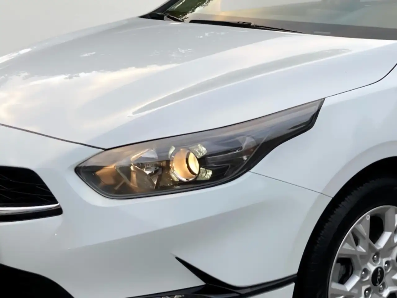 Kia Ceed / cee'd Vision AUTOMATIK*Navi*Carplay*SHZ*LenkradHZG*GJR 6