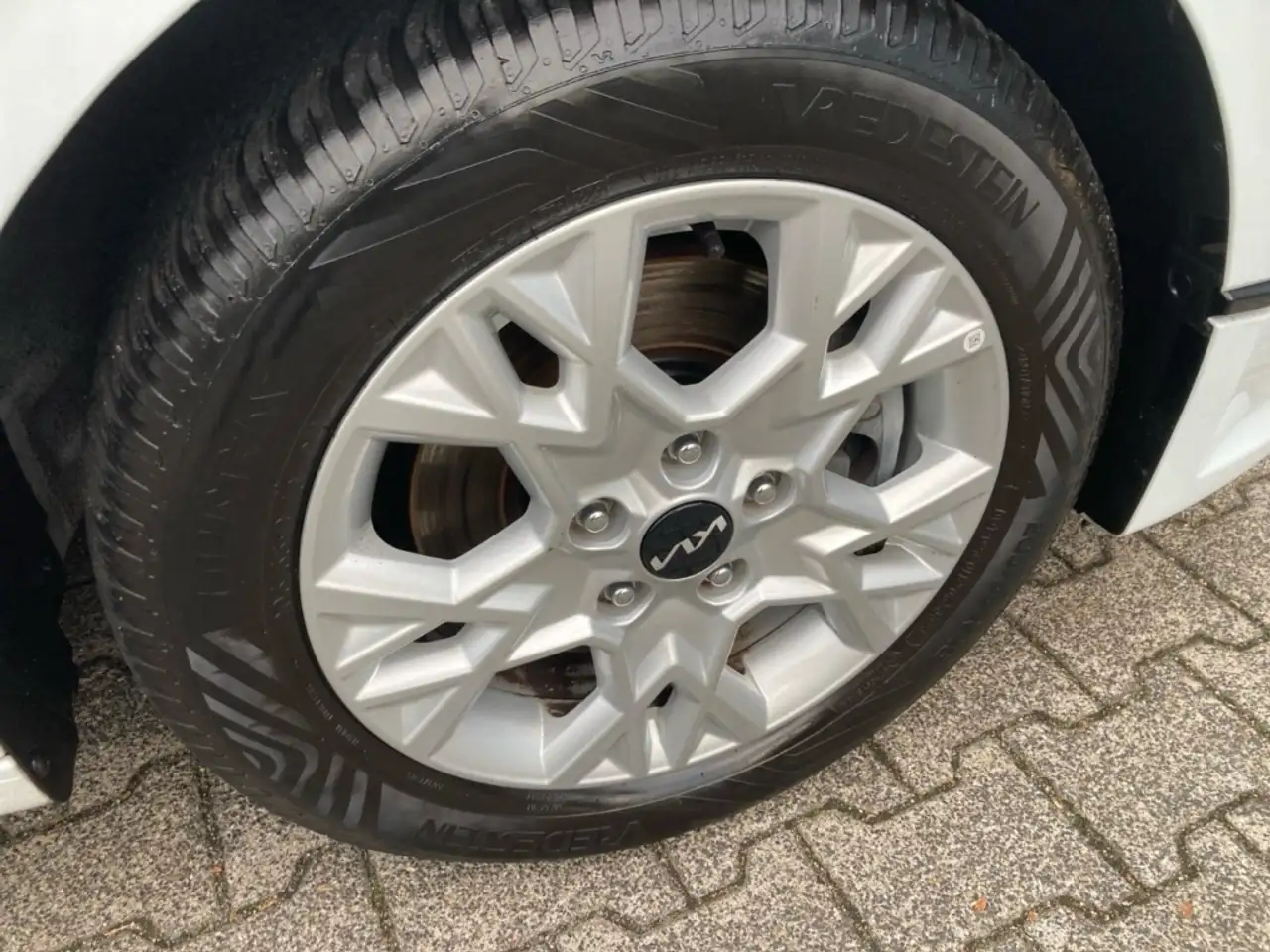 Kia Ceed / cee'd Vision AUTOMATIK*Navi*Carplay*SHZ*LenkradHZG*GJR 16