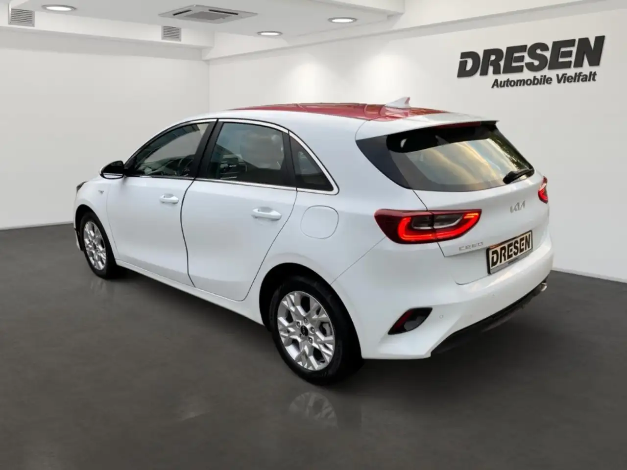 Kia Ceed / cee'd Vision AUTOMATIK*Navi*Carplay*SHZ*LenkradHZG*GJR 5