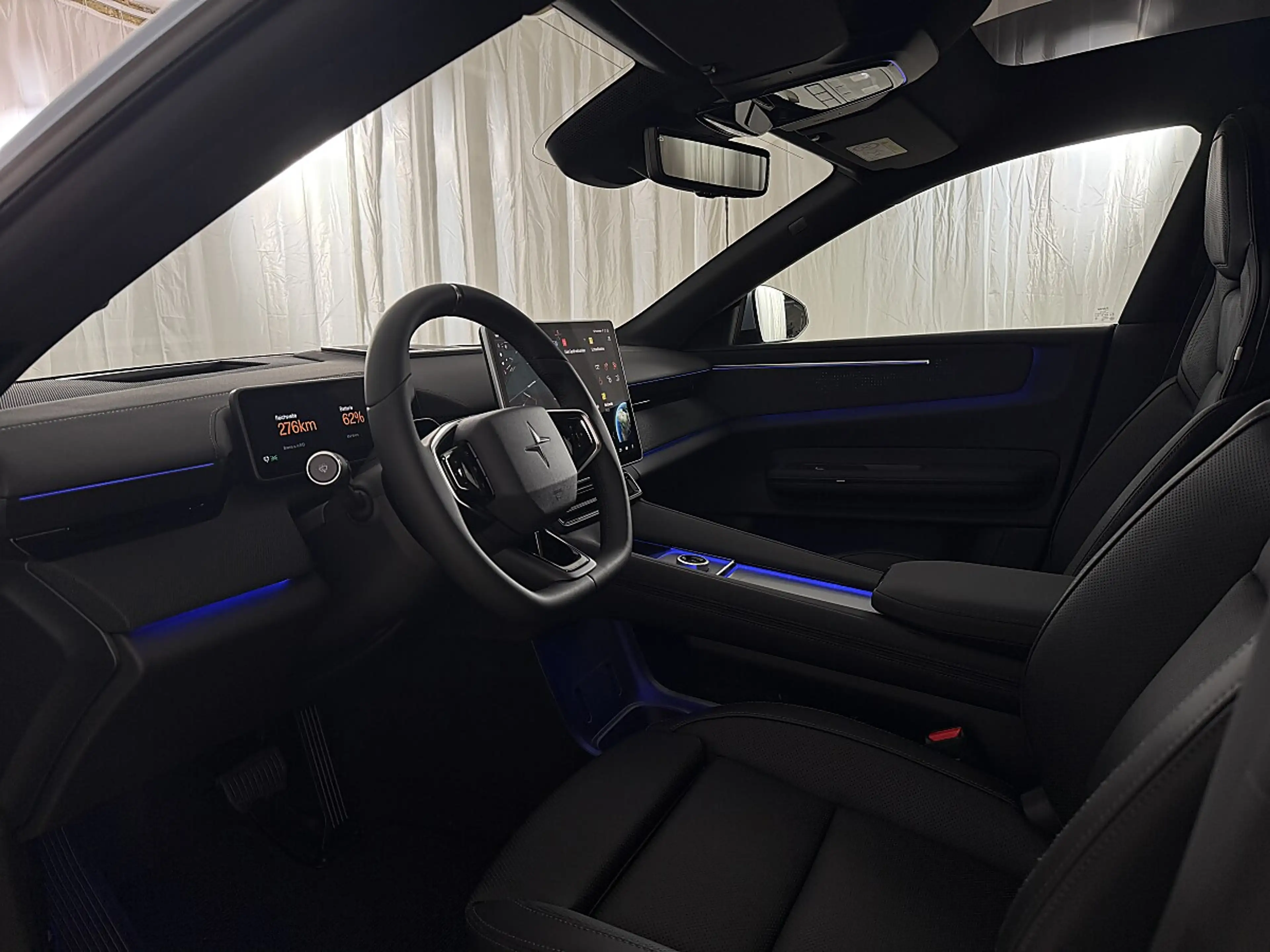 Polestar 4 Polestar4 Long Range Dual Motor Elektro 100kWh — photo 11