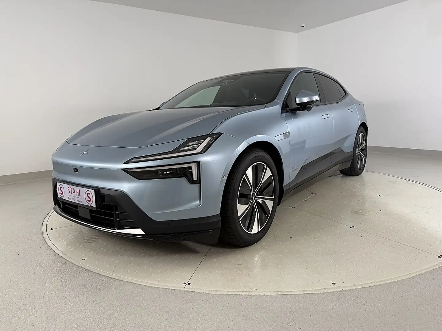 Polestar 4 Polestar4 Long Range Dual Motor Elektro 100kWh Blau - 1