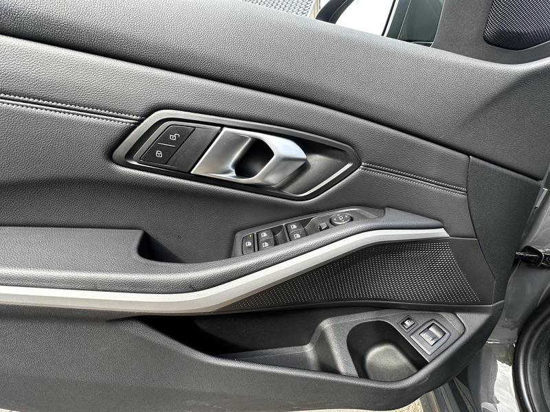 BMW 320 3-serie Touring 320e Dravitgrau Metallic 1ste eige — photo 23