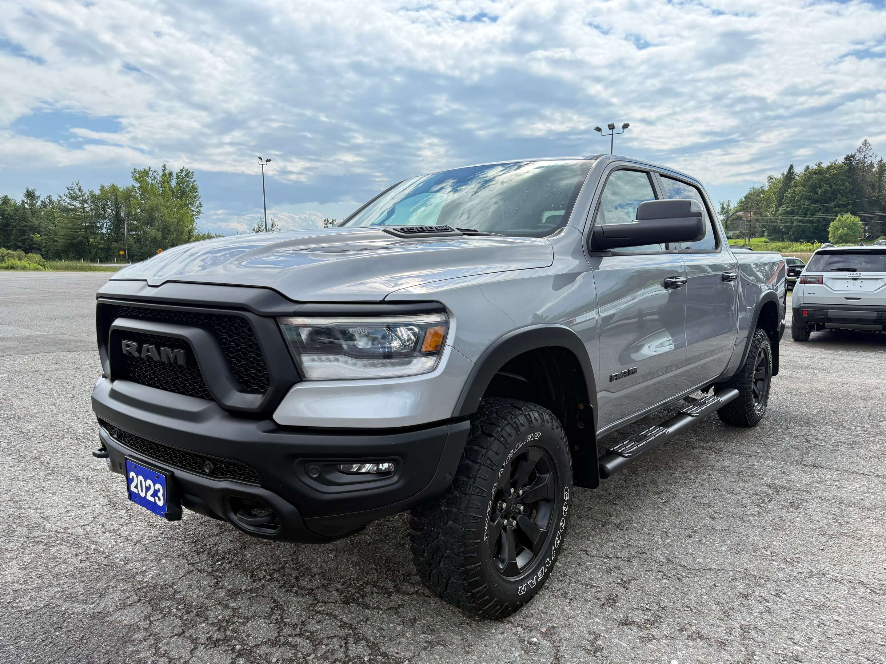 2023 RAM 1500 Rebel - tow pkg - htd seats/wheel