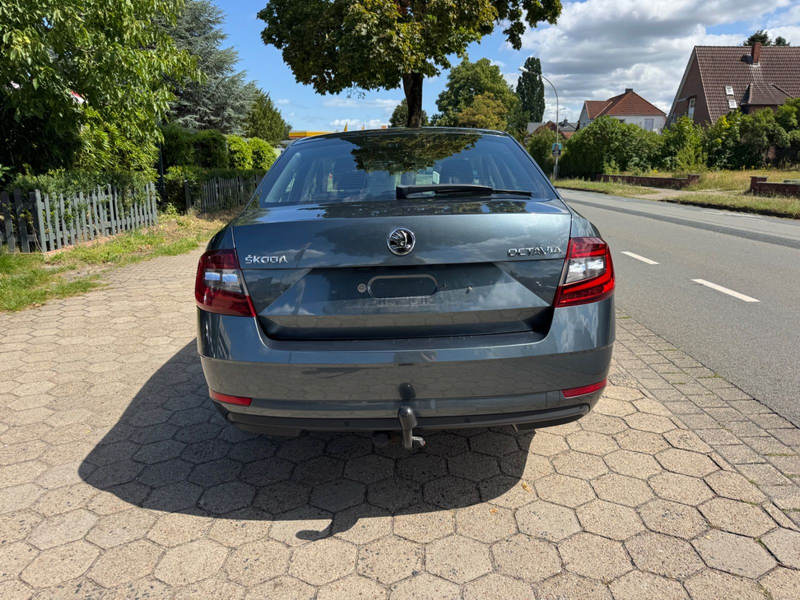 Skoda Octavia Lim. Style 1.6 TDI DSG*Guter Zustand+LED — photo 7