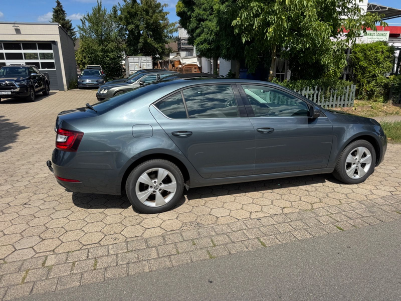 Skoda Octavia Lim. Style 1.6 TDI DSG*Guter Zustand+LED — photo 8