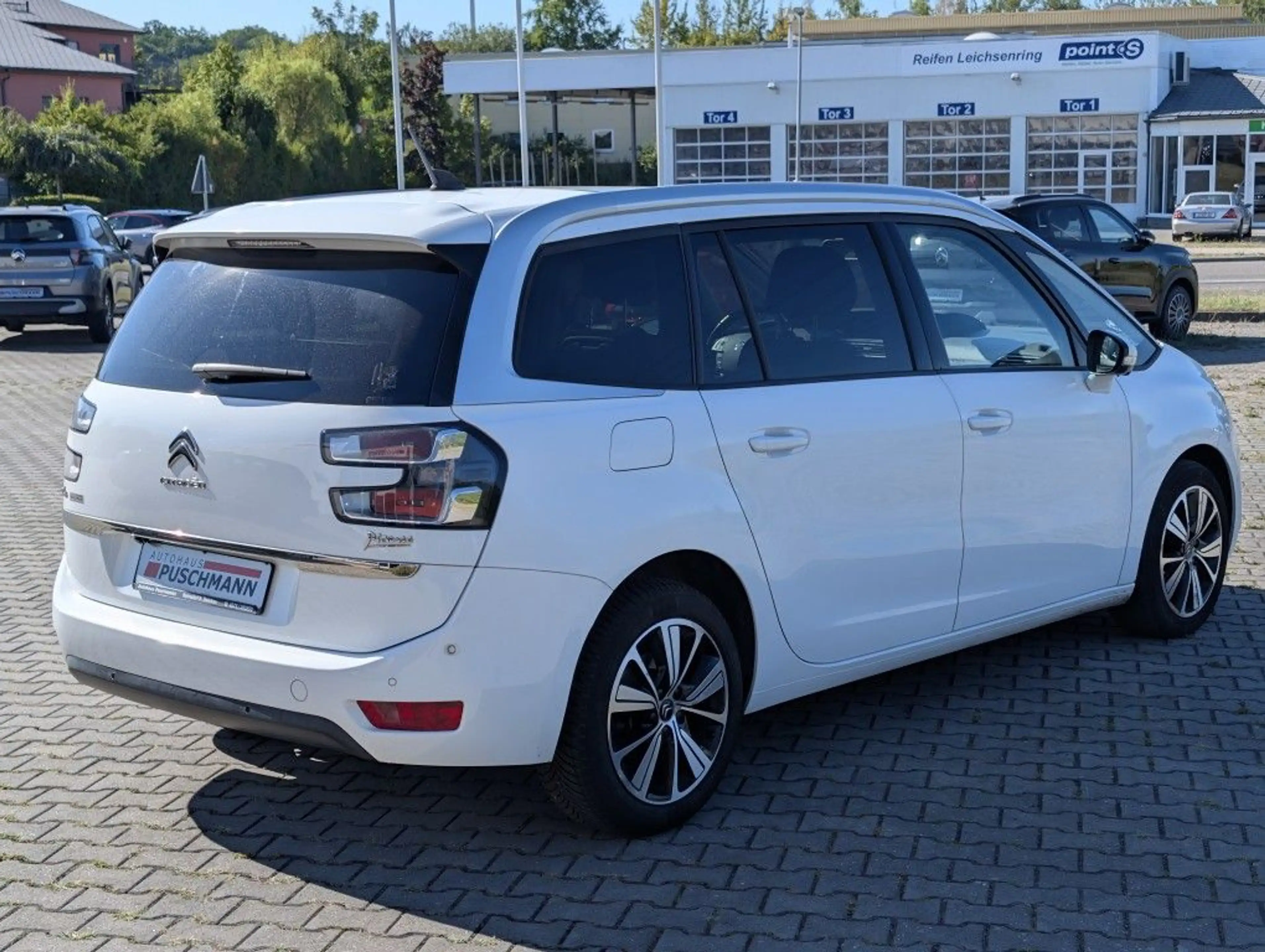 Citroen Grand C4 Picasso BlueHDi 120 EAT6 SHINE — photo 4