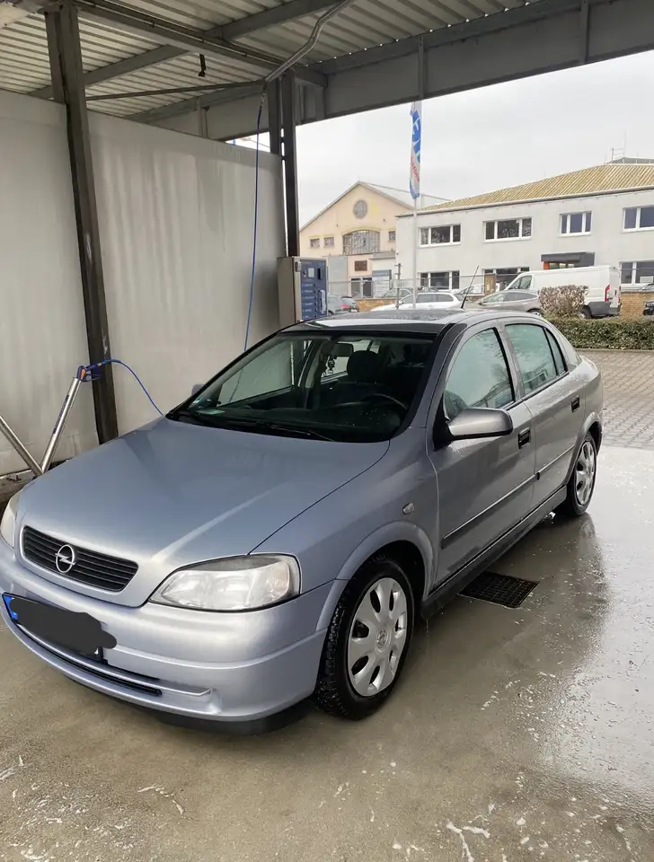 Opel Astra 1.6, foto 1