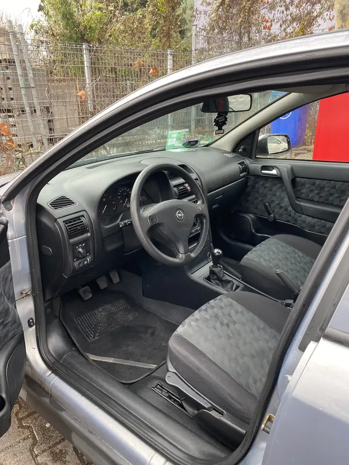Opel Astra 1.6, foto 3