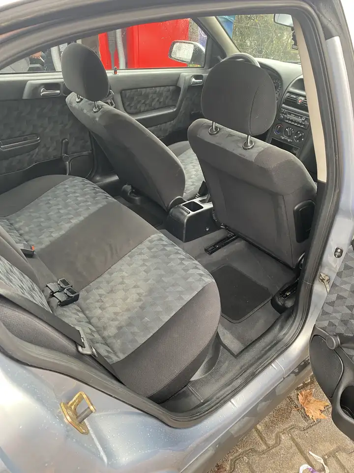 Opel Astra 1.6, foto 6