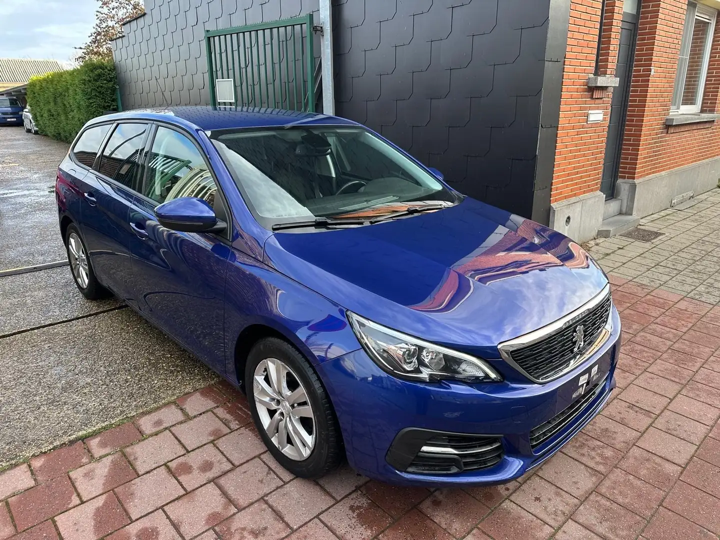Peugeot 308 SW 1.2 I EDITION STYLE Bleu - 2