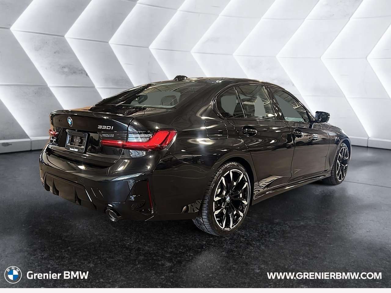 2026 BMW 3 Series 330i xDrive — снимка 1