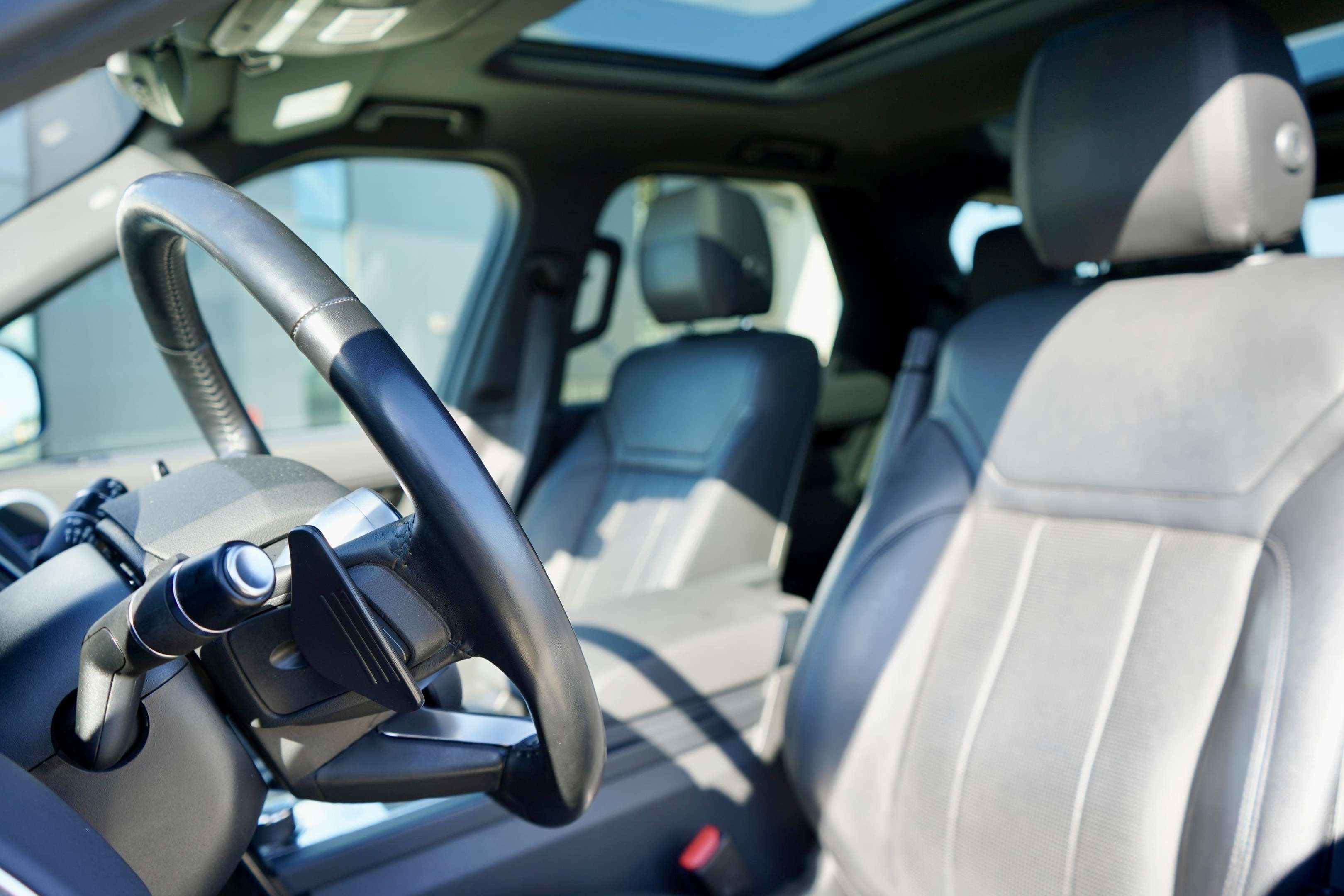2019 Land Rover Discovery SE Td6 4WD thumb 10