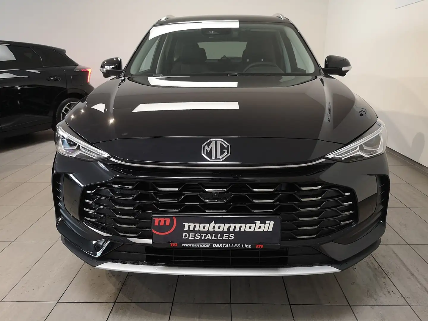 MG ZS 1.5 Hybrid+ Luxury *TAGESZULASSUNG- Winterkompl... Schwarz - 2