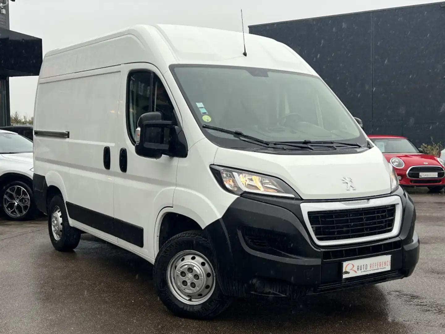 Peugeot Boxer 330 L1H2 2.0 BLUEHDI 110 PREMIUM / 1ERE MAIN / ECRAN / CLIM / REGUL Blanc - 2