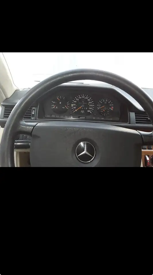 Mercedes-Benz E 300 Mercedes Benz E300 Coupé, foto 11