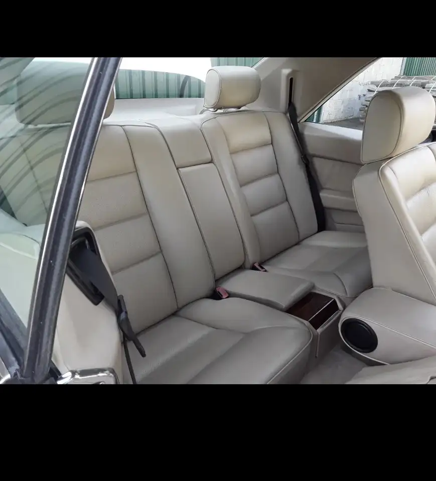 Mercedes-Benz E 300 Mercedes Benz E300 Coupé, foto 4