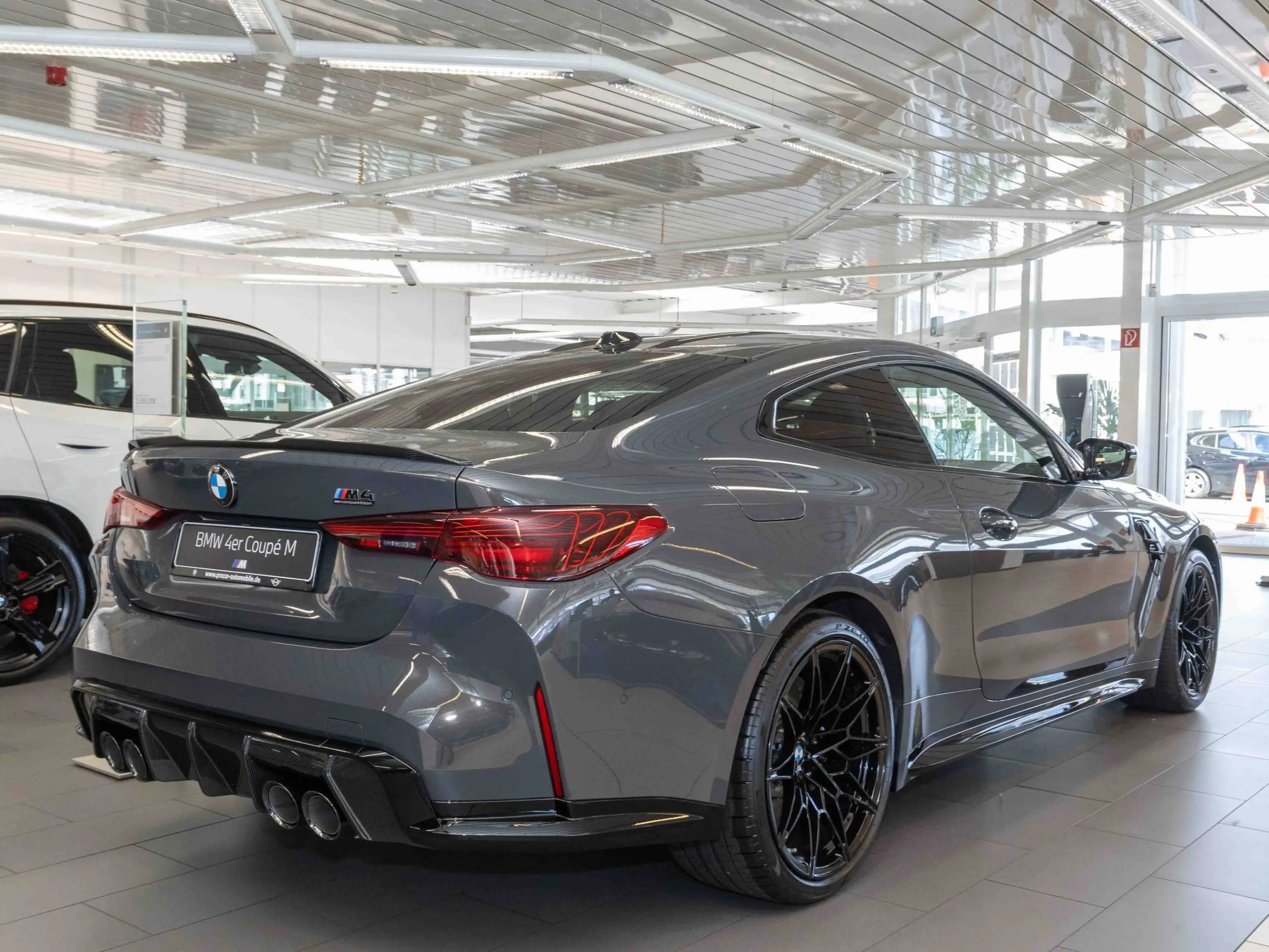 BMW M4 Competition LEVERKUSEN — photo 2