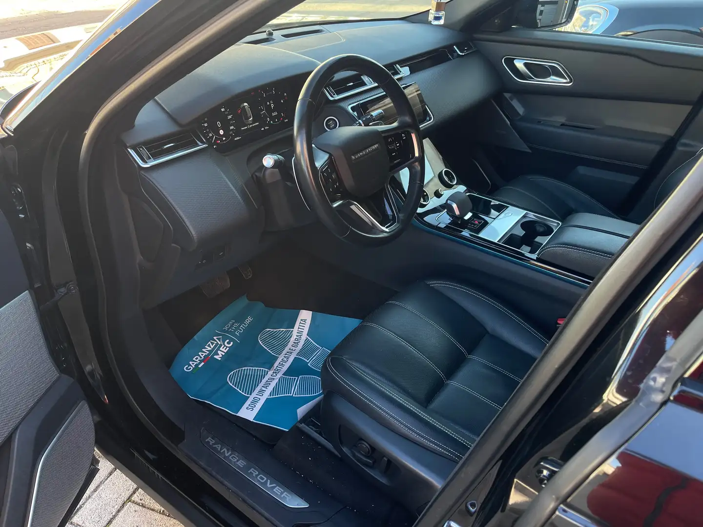 Land Rover Range Rover Velar 3.0d mhev R-Dynamic HSE 4wd 300cv auto Schwarz - 2