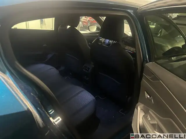 Peugeot 408 view 9