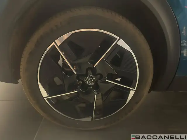 Peugeot 408 view 8