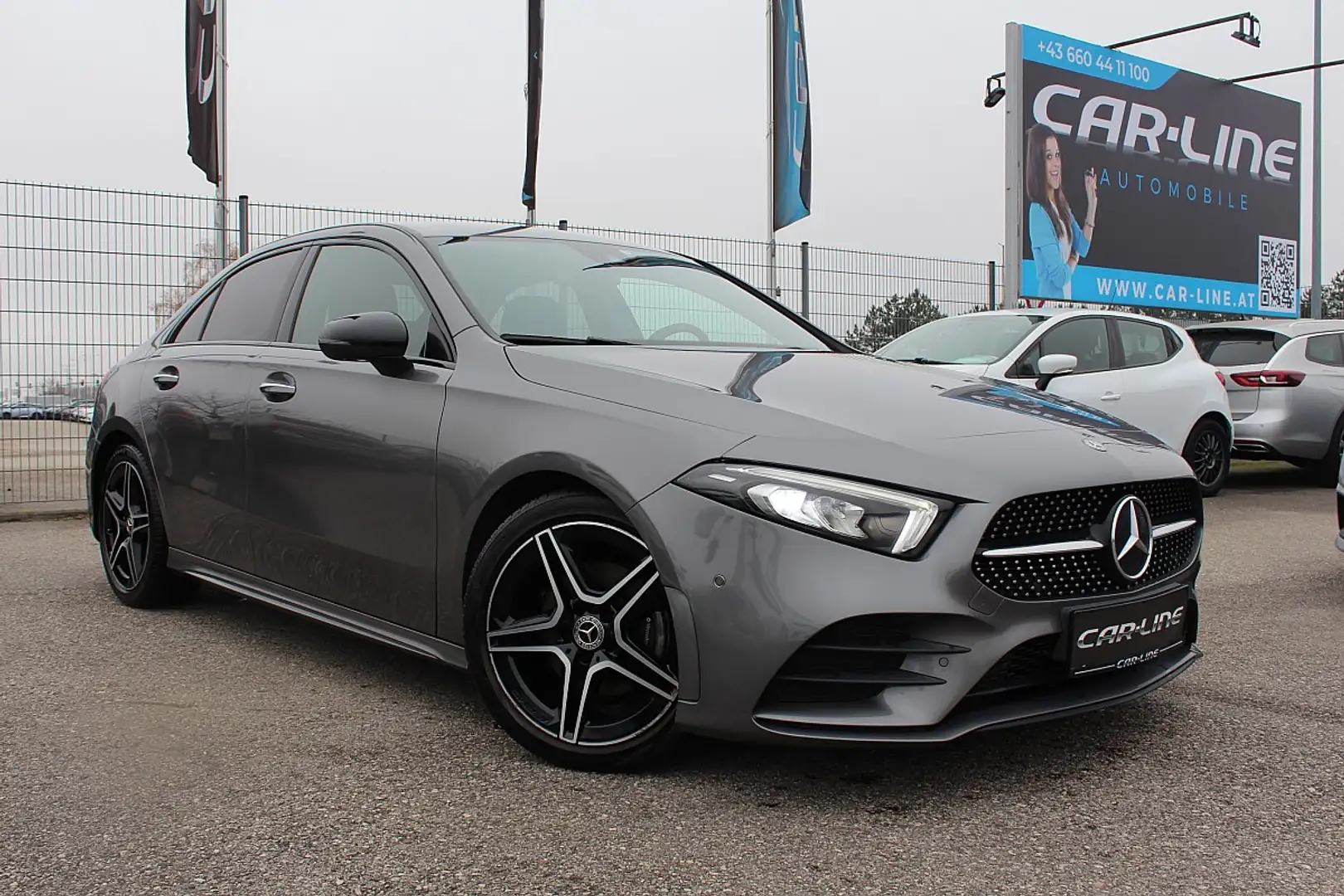 Mercedes-Benz A 180 d Limousine Aut. AMG-Line, Ambiente, Navi, Keyl... Grau - 1