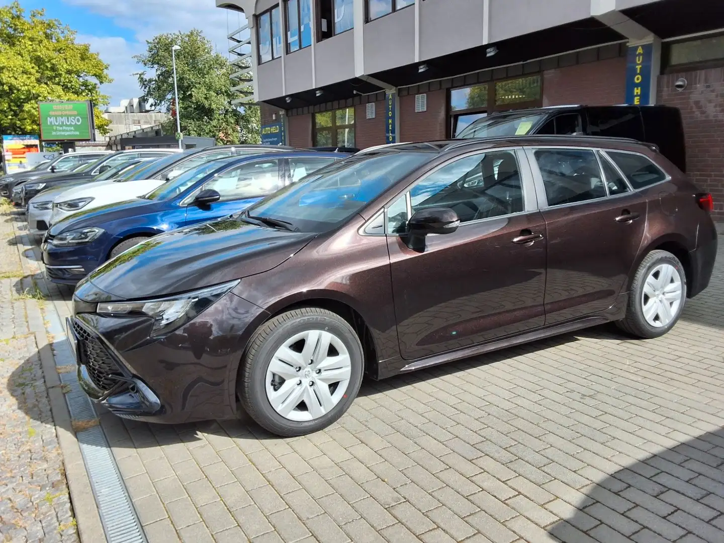 Toyota Corolla 1,8 Hybrid Comfort Touring Sports Schwarz - 1