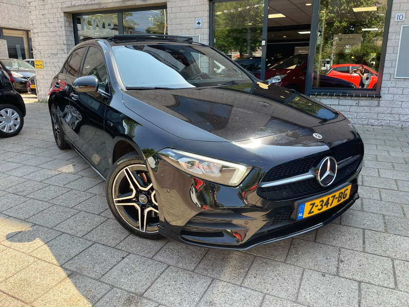 Mercedes-Benz A 250 e Amg Panoramadak Burmester Camera — photo 19