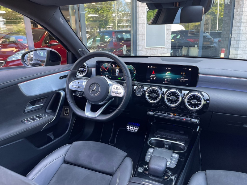 Mercedes-Benz A 250 e Amg Panoramadak Burmester Camera — photo 2