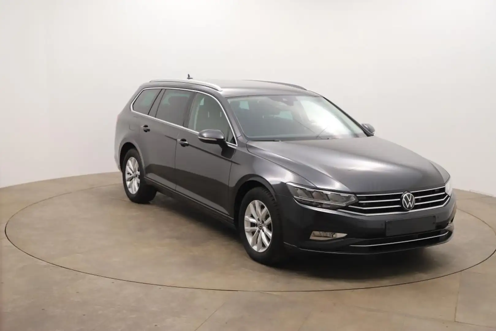 Volkswagen Passat Variant Business 1.5 TSI DSG AHK*RFK*PDC Grijs - 2