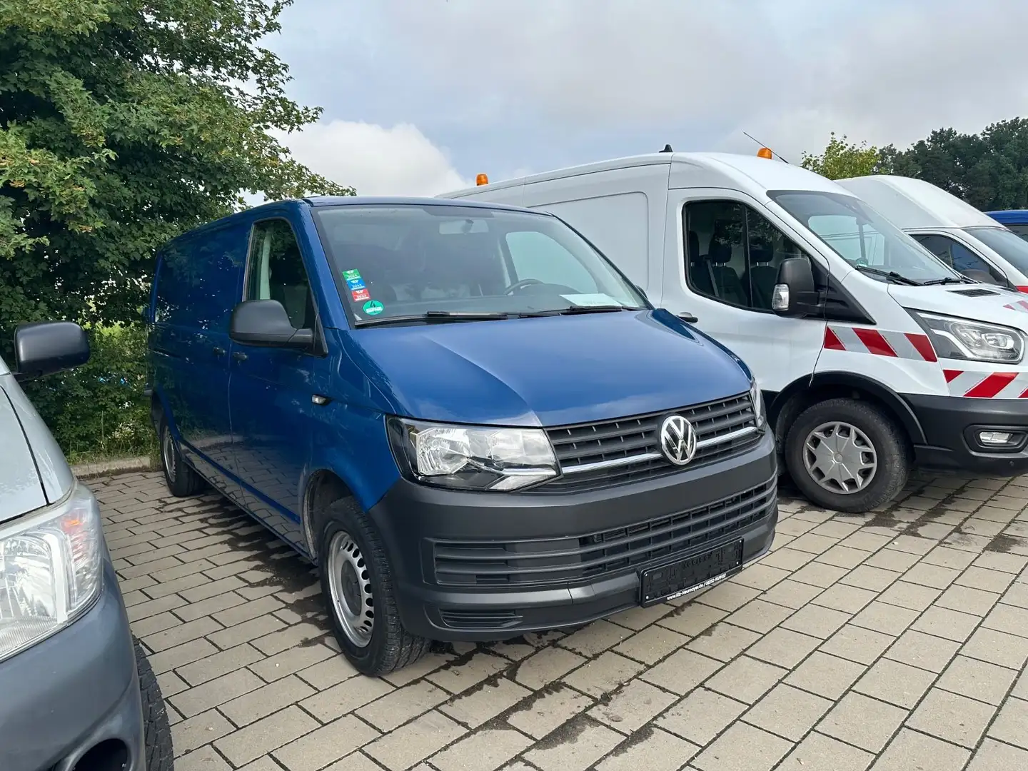 Volkswagen T6 Transporter T6 2.0 TDI lang/langer Radstand/Heckflügeltüren Albastru - 1