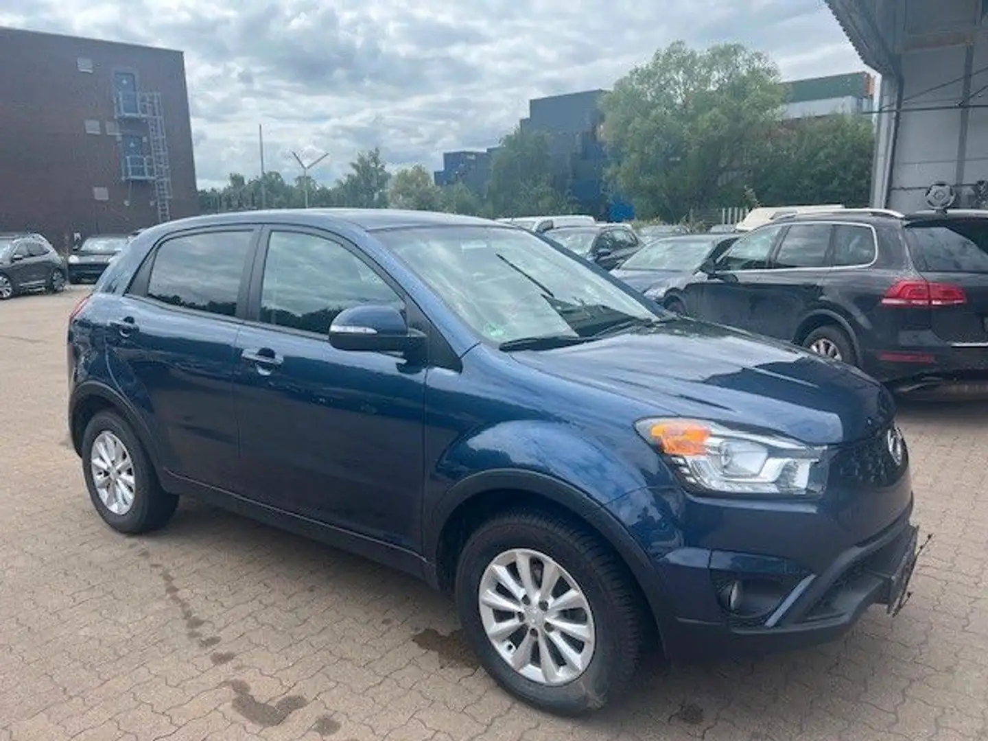 SsangYong Korando Crystal *1 HAND* Blau - 2