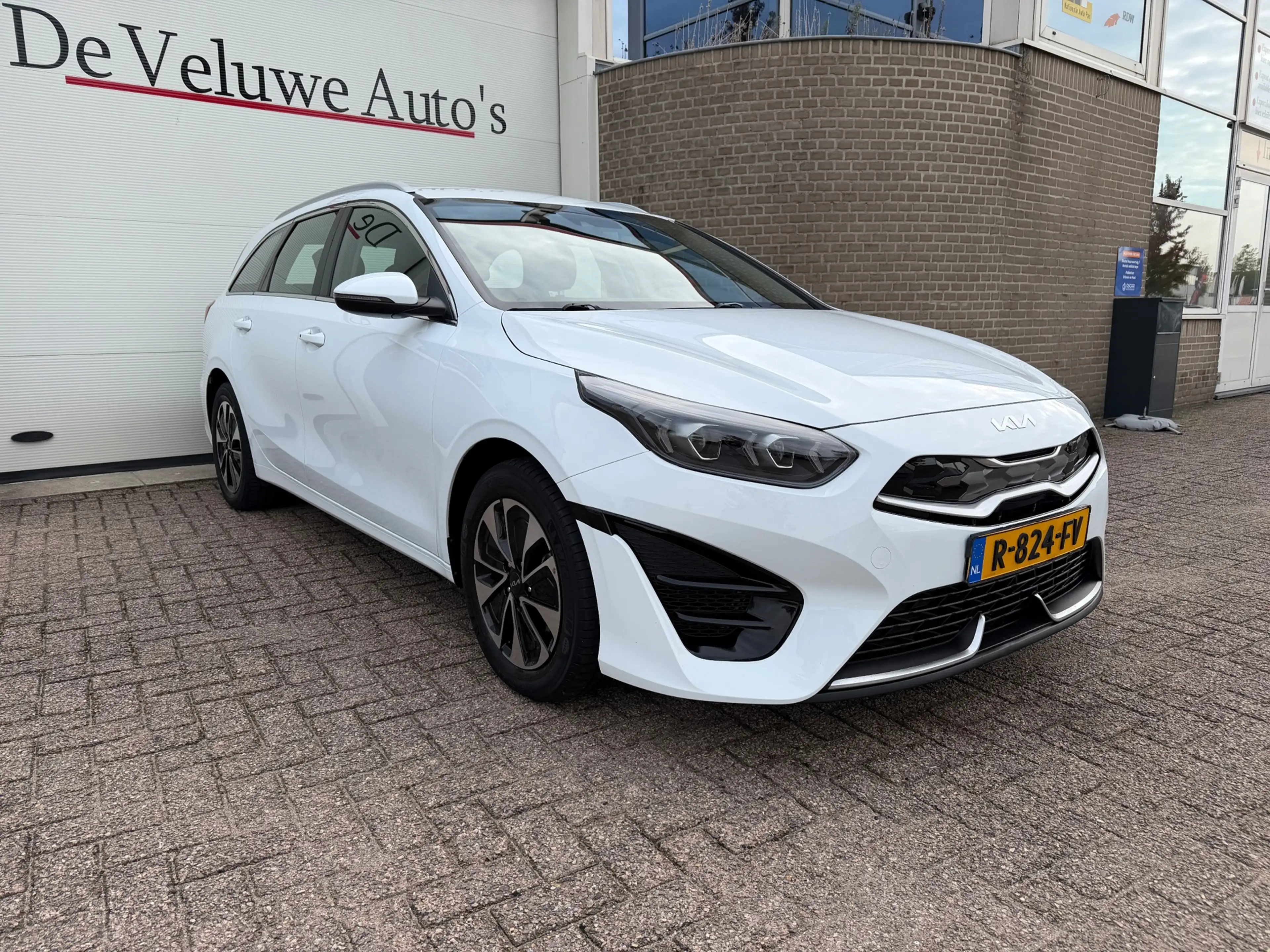 Kia Ceed SW / cee'd SW Sportswagon 1.6 GDI PHEV DynamicLine|1e eig|Keyles — photo 9