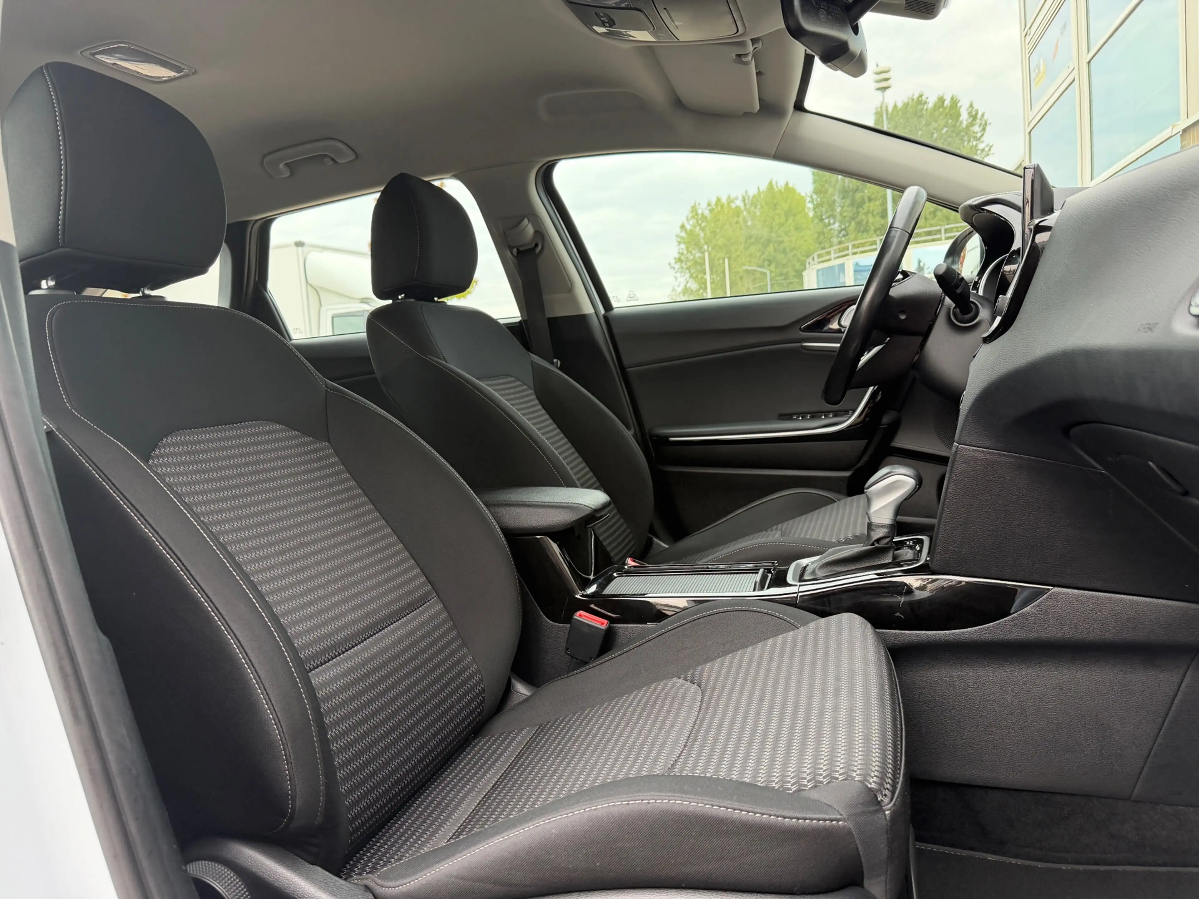 Kia Ceed SW / cee'd SW Sportswagon 1.6 GDI PHEV DynamicLine|1e eig|Keyles — photo 35