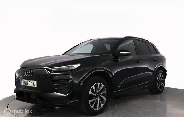 Audi Q6 e-tron Quattro 100 kWh 388 pk, luchtvering, trekhaak