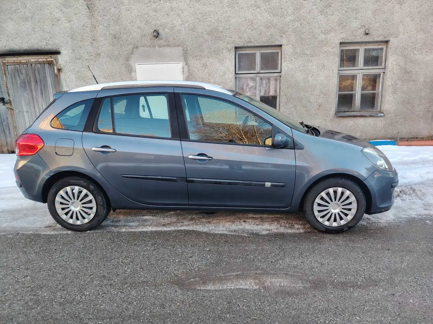 Renault Clio 1.5 dCi FAP Grandtour Dynamique - 2