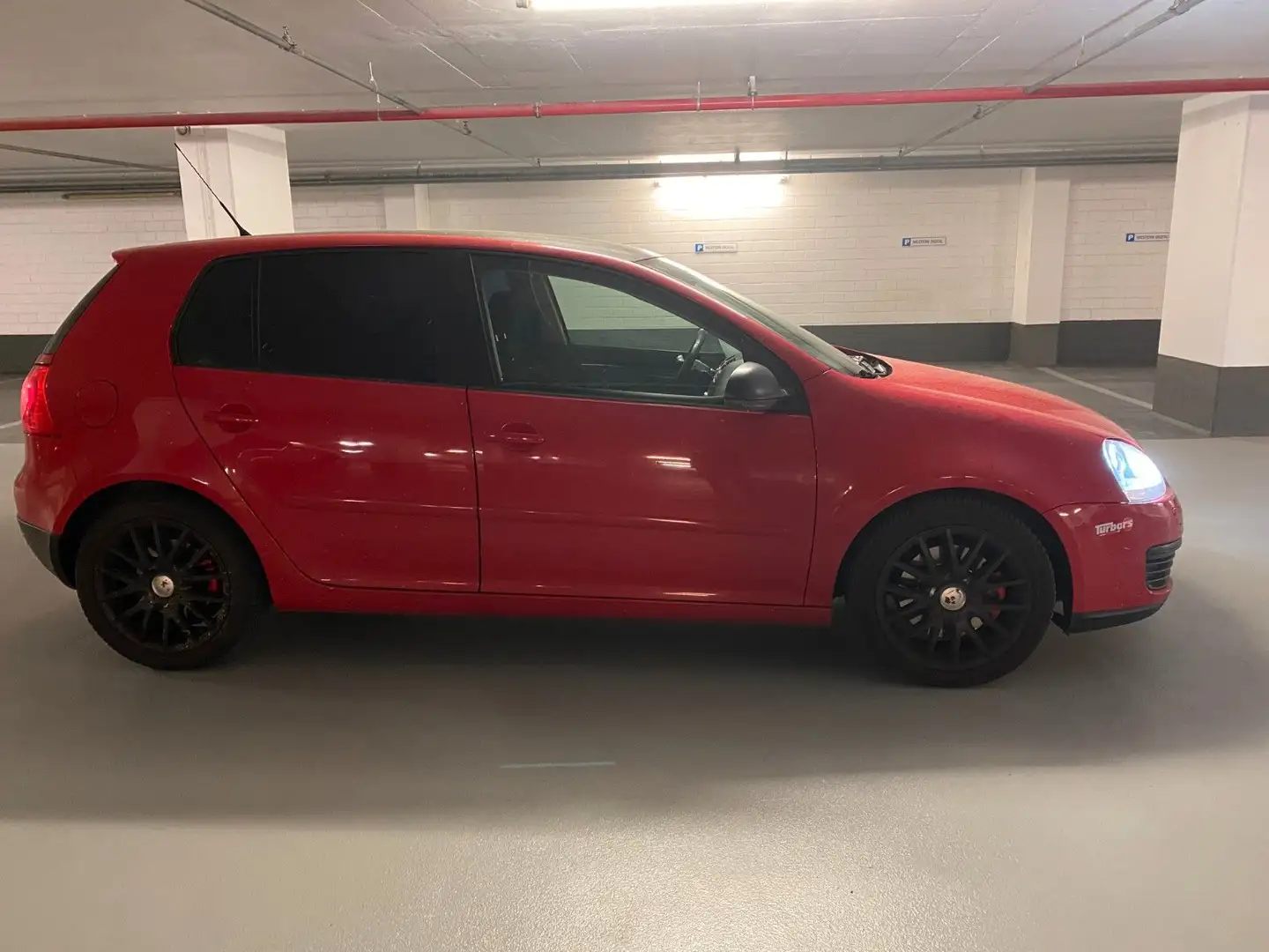 Volkswagen Golf V Lim. GT Rood - 2