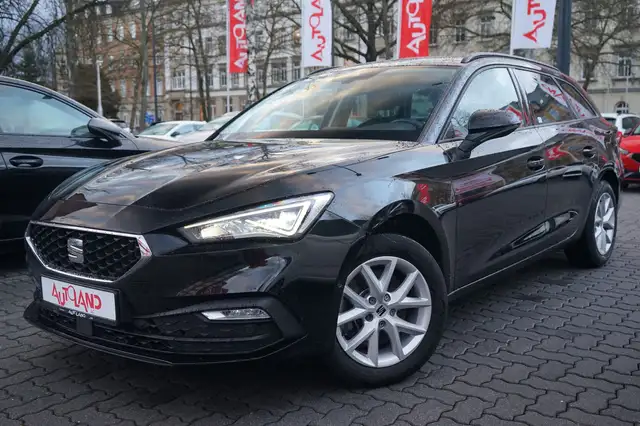 SEAT Leon Sportstourer 2.0 TDI DSG Style LED Navi ACC