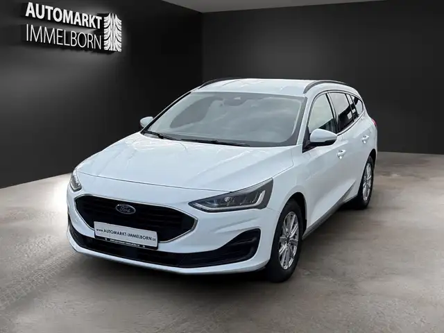 Ford Focus view 4