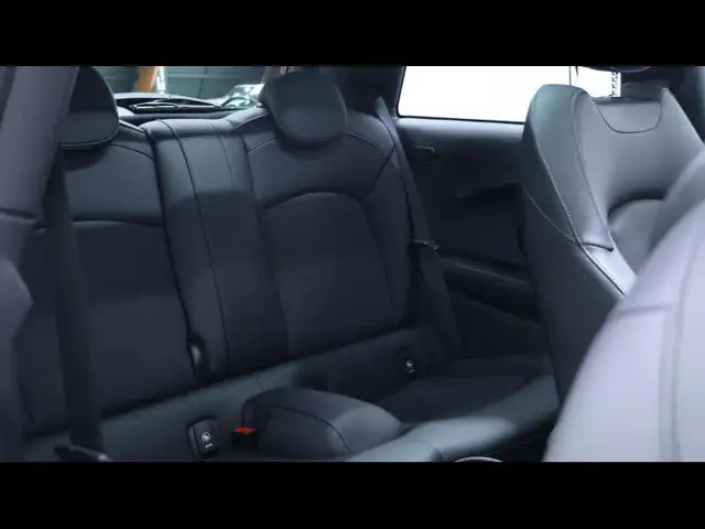 Mini Cooper Cooper view 13