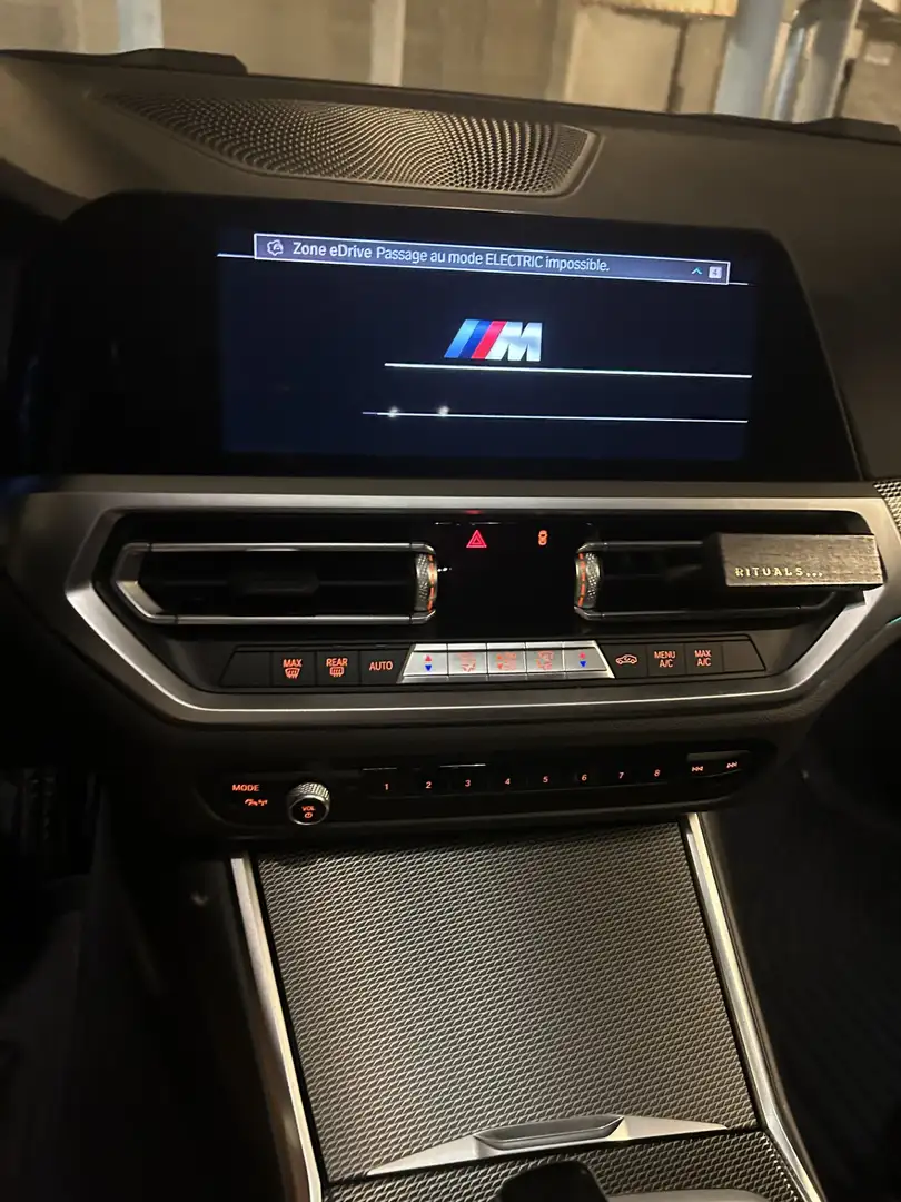 BMW 320 G 20 pack M sport Blauw - 2