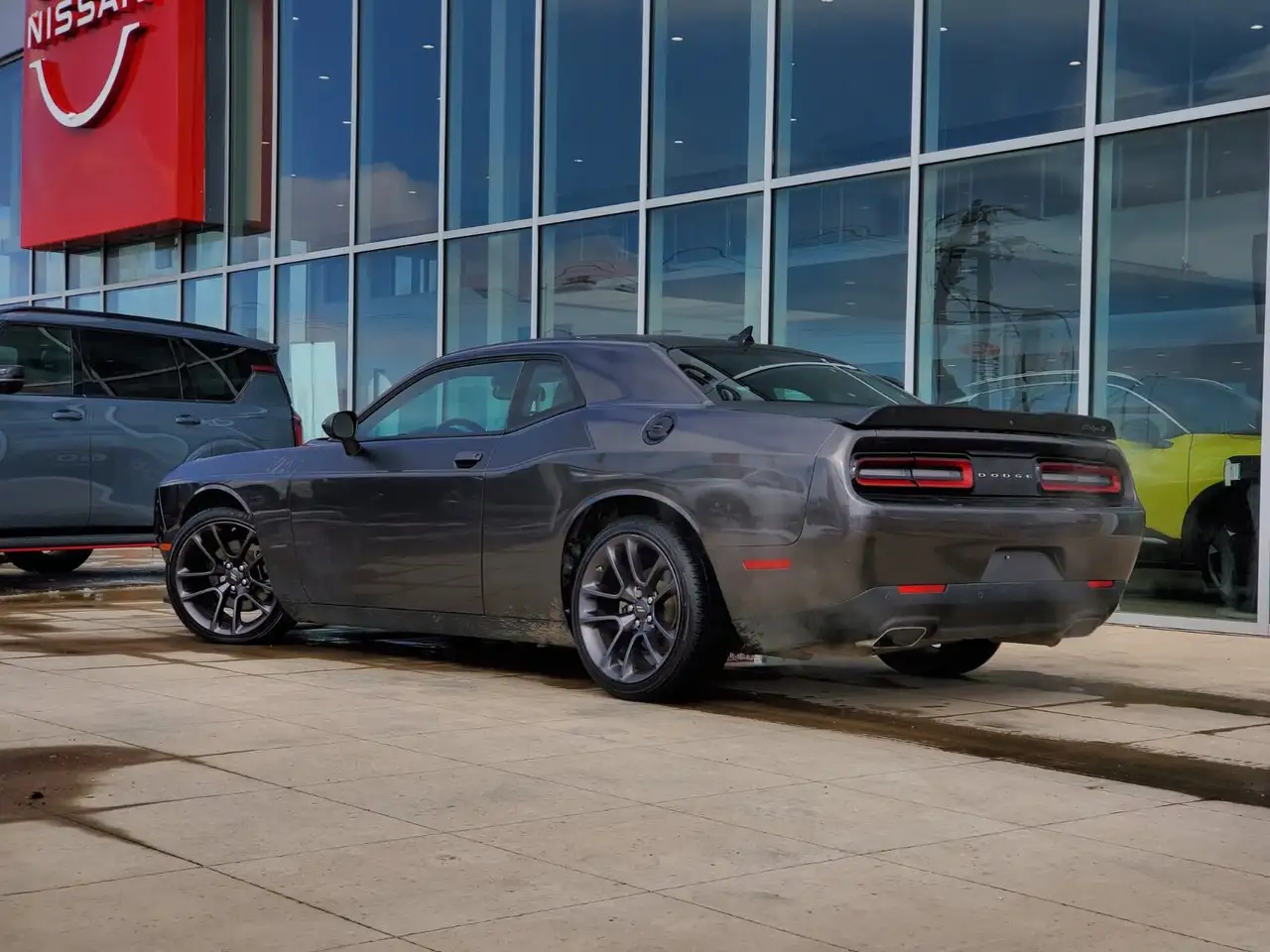 Dodge Challenger снимка Dodge Challenger