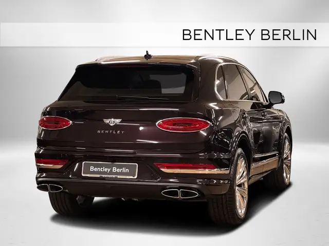 Bentley Bentayga view 4