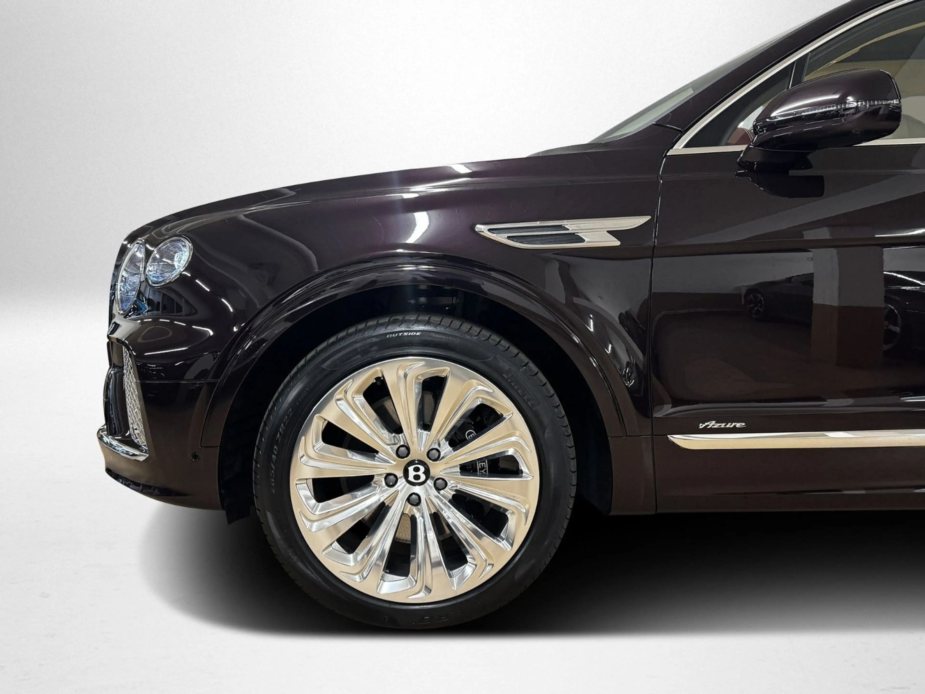 Bentley Bentayga AZURE V8 - MY25 - BENTLEY BERLIN - — photo 8