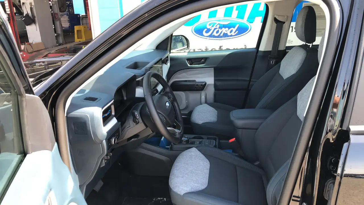 Ford Maverick photo Ford Maverick
