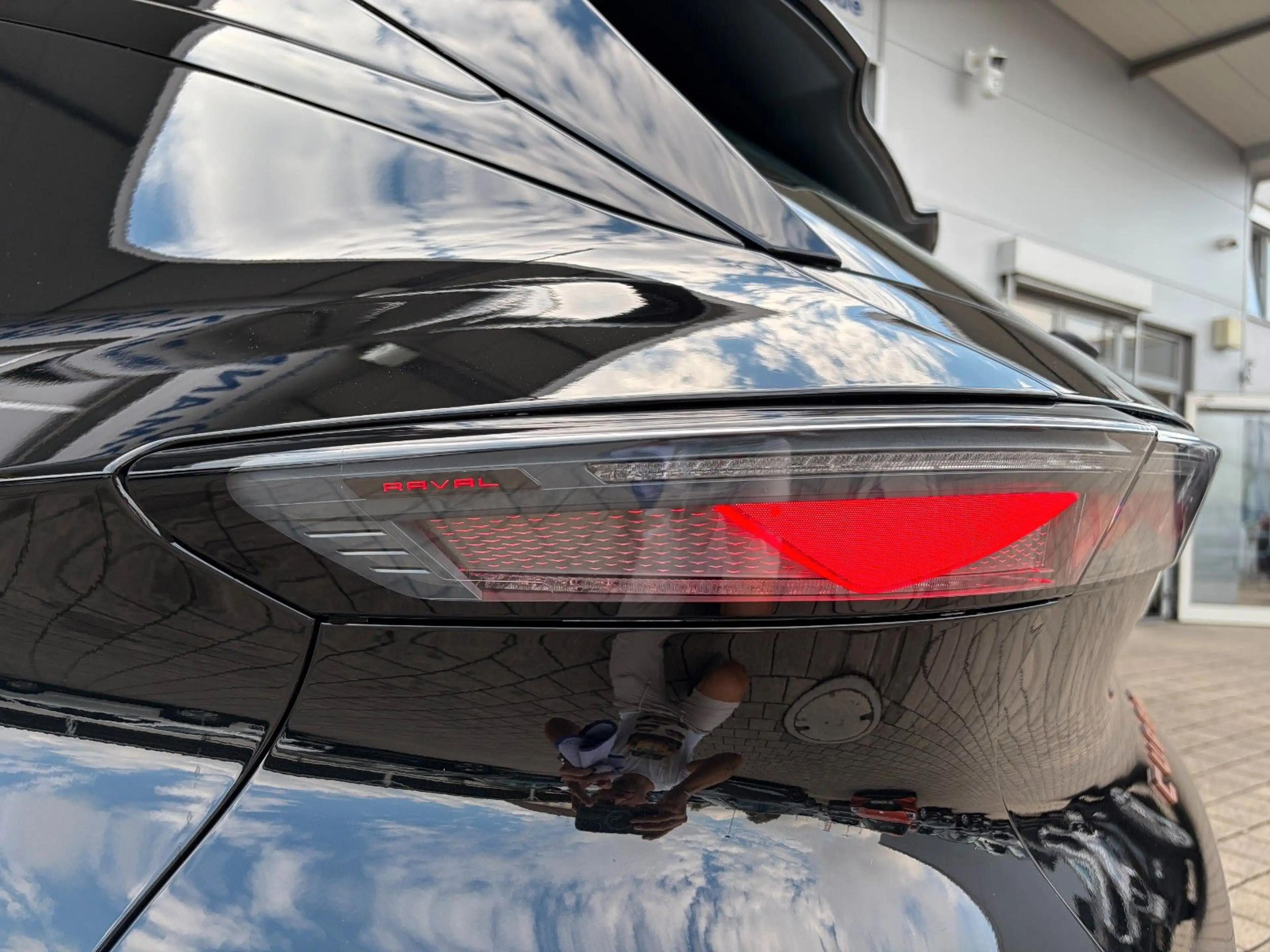CUPRA Raval ENDURANCE 52KWH EDGE SCHALENSI 5J GARANTIE — photo 12